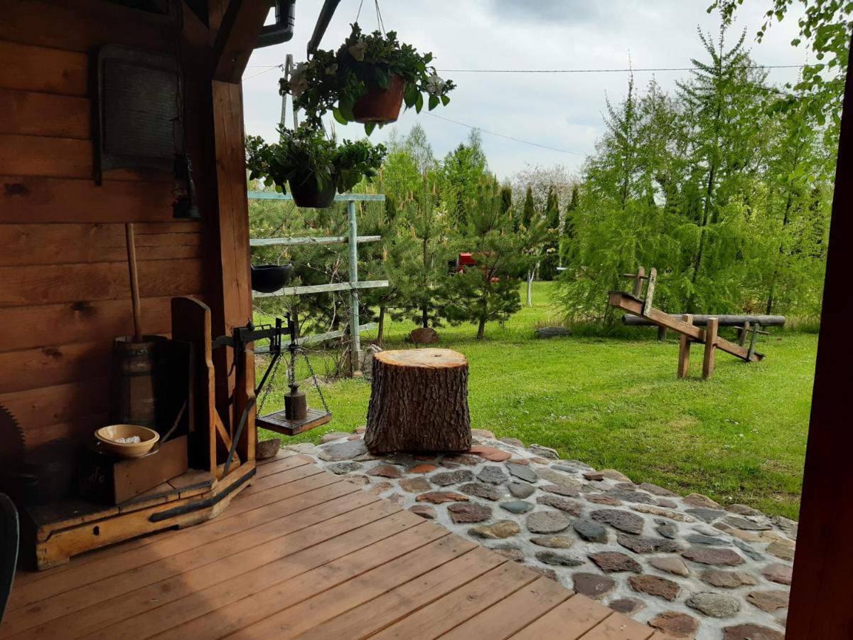 Domek W Kwiatach Zyndaki Exterior photo
